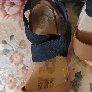Sorel sandals
